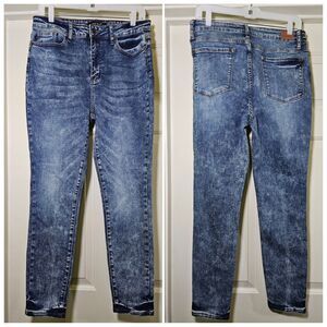 JUDY BLUE HI-WAIST ACID WASH SKINNY- 88158 Size 11 / 30